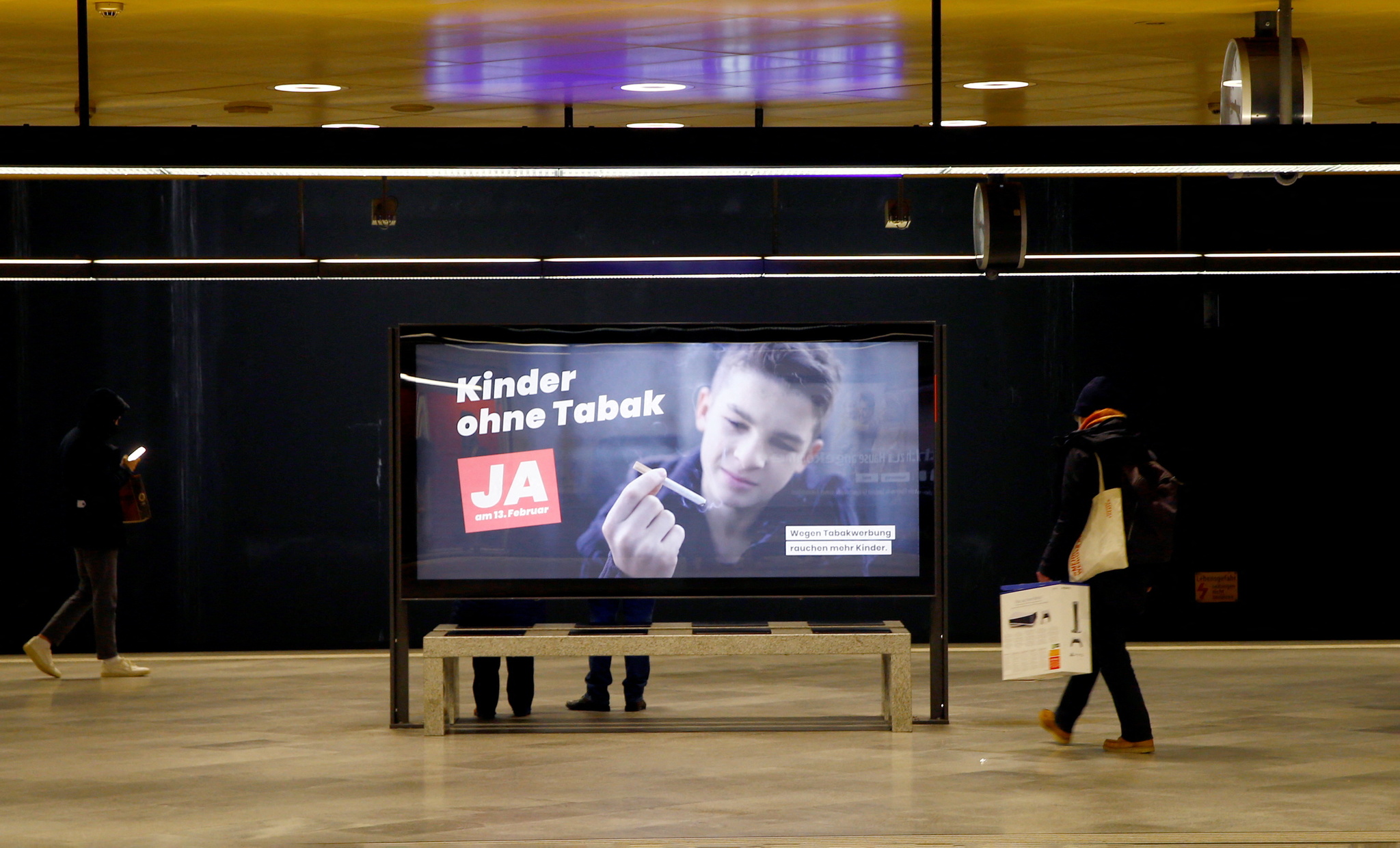 不再是癮君子天堂！瑞士公投限制刊登菸品廣告