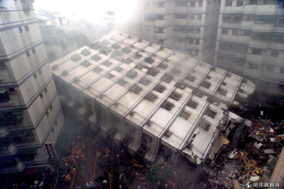 九二一大地震那天的台灣影像紀錄